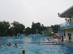 -青年湖公园水上世界
