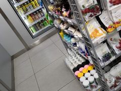 -便利蜂(河东区十一经路68号店)