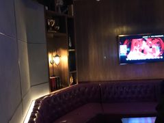 -帝凯乐量贩式KTV(深影国际影城店)