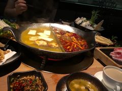 台式麻辣锅-湊湊火锅·茶憩(杭州湖滨银泰in77店)