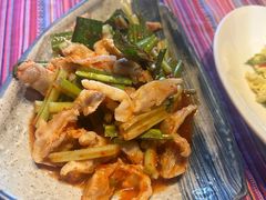 -香巴拉云南餐厅(华莱坞店)