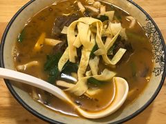老酸菜牛肋条面-阿彬生炒牛肉面(解放路店)