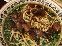 肥肠干挑面肉丝汤-老余家面馆