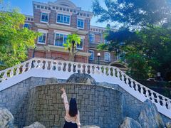 -香港大学
