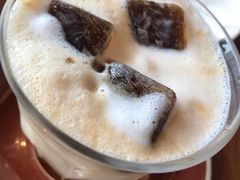 -ROAST coffee & eatery