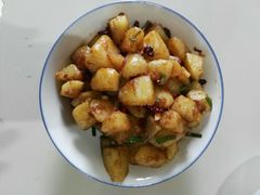 -小玲农家柴火饭店