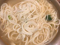 -亮亮面馆(经六路店)