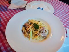 -鲨鱼美式餐厅酒吧Sharky