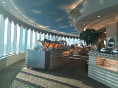 -黄金海景大酒店-旋转餐厅