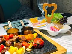 田园澳洲骰子牛肉-蜜桃花开·中西融合菜E&W(南长街店)