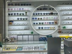 -明月眼镜(三坝店)