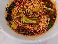 -李与白包子铺(桐梓林店)