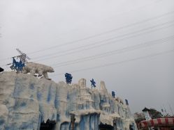 -圣名游乐城冰雪大世界