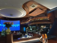 -MONICH牛排融合餐厅(和义大道购物中心店)