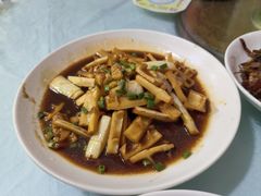 -丁来兴酒店(西街店)