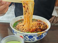 -吾穆勒蓬灰牛肉面·清真(北滨河中路店)