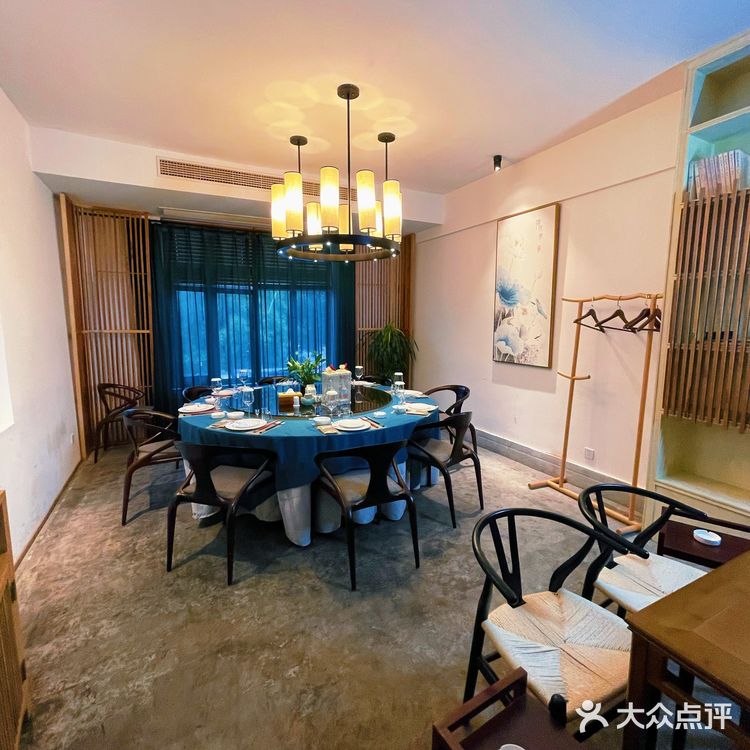 美食美酒🍷➕美女｜这家私房菜真是绝绝子[加油]