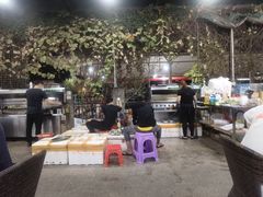 -蚝哥花姐湛江烤生蚝(美丽湾市场店)