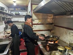 -金海椒罐罐鲢鱼(东方桂苑店)