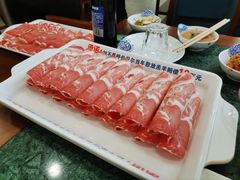 -楼外楼大刀肉传统火锅居(幸福街店)