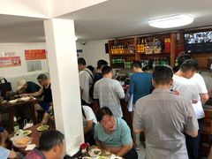 大堂-宝瑞门钉肉饼店