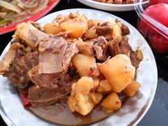 排骨鸡块压土豆-李连贵熏肉大饼(天通苑店)