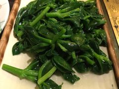 清炒田七苗-缘生态云南菜·野生菌庭院餐厅(华侨城店)