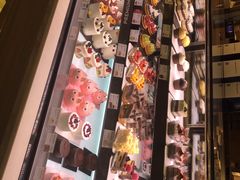 -巴黎贝甜(大宁国际商业广场店)
