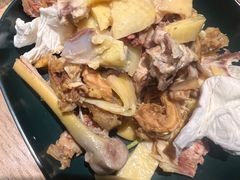 -月亮房·白斩鸡(娄山关路店)