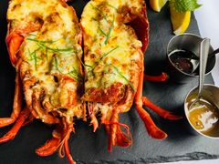 芳香芝士焗整只加拿大龙虾-The V泽惟·低温慢煮料理