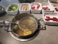 -张哞哞·鲜切牛肉自助火锅(高德置地店)