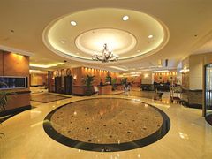 ht5a01-深圳富苑皇冠假日套房酒店