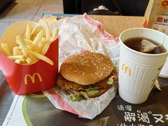 麦辣鸡腿汉堡-麦当劳(安立路店)