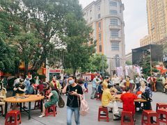 -吉庆街美食广场
