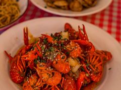 -捌贰虾蟹·江湖菜馆(江汉路店)