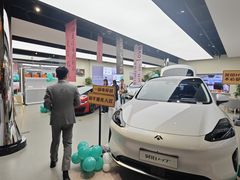 -昊铂(北京合生汇)