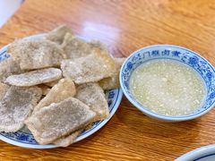 老北京炸灌肠-门框胡同百年卤煮(新街口店)