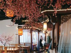 -荷塘秋月·本帮江浙菜(国权路店)