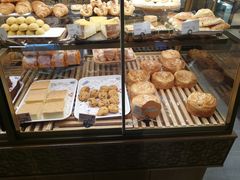 -昆明冠生园·蛋糕·面包(南强街店)