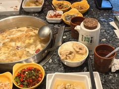 -一席地·本地鸡窝·杭帮鸡火锅(萧山银隆百货店)