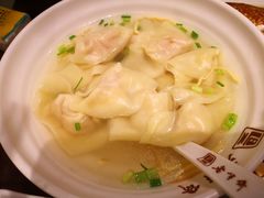 刀鱼馄饨-老半斋(福州路店)
