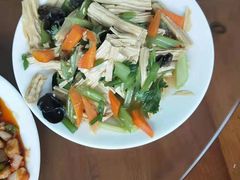 -俺家菜馆(百里峡店)