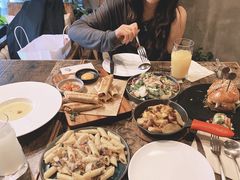 -HIGH FIVE哈福手工汉堡(桂林路店)