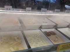 -金滏山烤肉·海鲜·火锅自助餐厅(襄阳万达店)