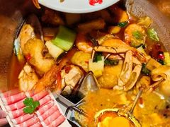 -七欣天香辣蟹火锅(闵行浦江欢乐颂店)