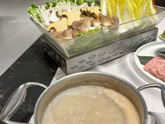 -红鼎豆捞·专注品质海鲜20年(宝丰路店)