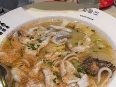 -渔语鱼酸菜鱼新川菜(来福士店)