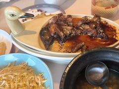 -八府香鸭·啫啫煲(华山路店)