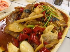 -周良天山牛杂城(天山路总店)
