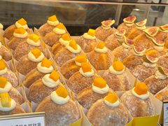 -85度C(生甜甜圈研究工坊·上海平凉店)